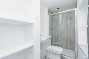 Picture #7 of Property #1335635931 in Cooks Lane, Calmore, Southampton SO40 2RU