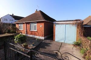 Picture #20 of Property #1338870441 in Findlay Place, Swanage BH19 1JW