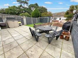 Picture #14 of Property #1339509831 in Christchurch BH23 2JT