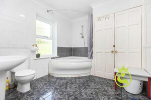 Picture #8 of Property #1342647531 in Courthill Road, Poole BH14 9HJ