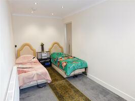 Picture #8 of Property #1343225541 in Arcadia Road, Christchurch BH23 2JE