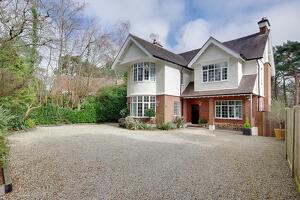 Picture #0 of Property #1351937541 in Canford Cliffs Road, Poole BH13 7AG