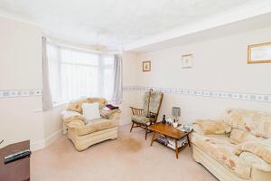Picture #5 of Property #1352439441 in Calmore Road, Totton, Southampton SO40 8GL