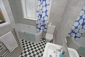 Picture #11 of Property #1353624441 in Franklin Road, Bournemouth BH9 3AY