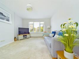 Picture #1 of Property #1353733641 in Thornbury Road, Bournemouth BH6 4HU