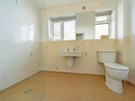 Picture #7 of Property #1353733641 in Thornbury Road, Bournemouth BH6 4HU