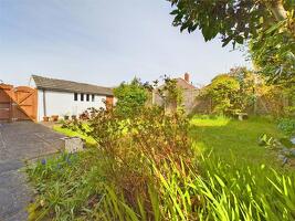 Picture #8 of Property #1353733641 in Thornbury Road, Bournemouth BH6 4HU