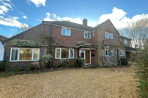 Picture #0 of Property #1354262541 in Verwood BH31 7PE