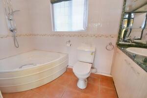 Picture #10 of Property #1354262541 in Verwood BH31 7PE