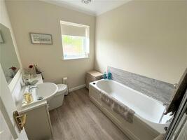 Picture #16 of Property #1354351641 in Grosvenor Close, Ashley Heath, Ringwood BH24 2HG