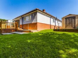 Picture #20 of Property #1357485741 in Dunedin Grove, Friars Cliff, Christchurch BH23 4HN