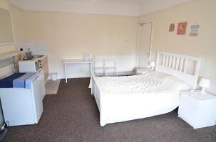 Picture #12 of Property #1362097641 in Lowther Road, Bournemouth BH8 8NP