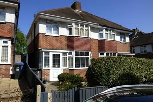 Picture #0 of Property #1367634531 in Mansfield Road, Lower Parkstone BH14 0DG