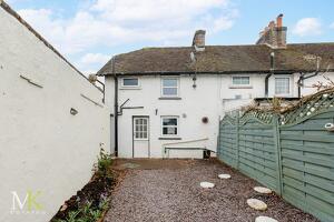 Picture #10 of Property #1370788641 in Millhams Road, Bournemouth BH10 7LJ