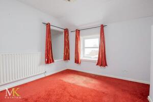 Picture #6 of Property #1370788641 in Millhams Road, Bournemouth BH10 7LJ