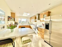 Picture #4 of Property #1375127541 in Island View Avenue, Friars Cliff, Christchurch BH23 4DS