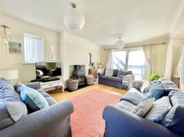 Picture #7 of Property #1375127541 in Island View Avenue, Friars Cliff, Christchurch BH23 4DS