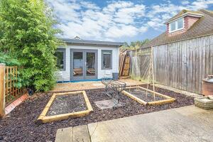 Picture #18 of Property #1379623041 in Hurn Road, Christchurch BH23 2RW