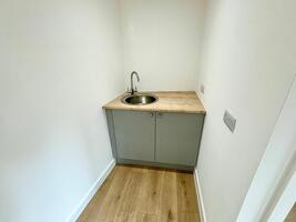 Picture #0 of Property #1379668641 in Bradpole Road, Bournemouth BH8 9NY