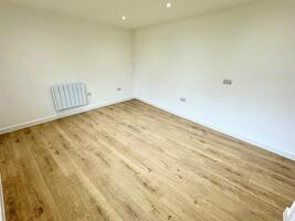 Picture #3 of Property #1379668641 in Bradpole Road, Bournemouth BH8 9NY