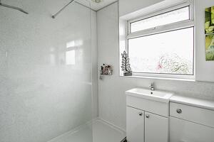 Picture #12 of Property #1379694231 in Hennings Park Road, Poole BH15 3QU