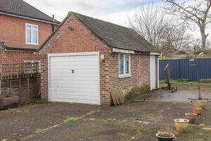 Picture #7 of Property #1380860541 in Rushington SO40 9BW