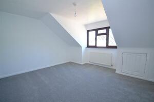 Picture #15 of Property #1384342641 in HOME WITH ANNEXE in Manor Road, Verwood BH31 6DX