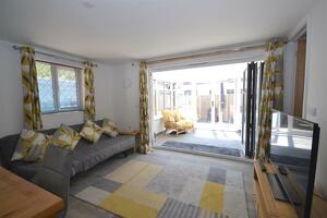 Picture #28 of Property #1384342641 in HOME WITH ANNEXE in Manor Road, Verwood BH31 6DX
