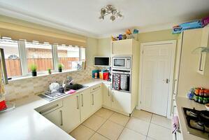 Picture #1 of Property #138659668 in Wheelers Lane, Bournemouth BH11 9RR