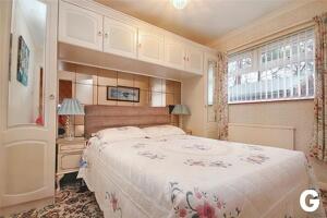Picture #8 of Property #1387054641 in St. Ives Park, Ashley Heath, Ringwood BH24 2JX