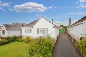 Picture #14 of Property #1393296741 in Broadstone BH18 9DJ