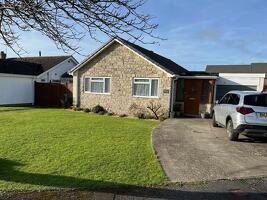 Picture #0 of Property #1398060441 in Durberville Drive, Swanage BH19 1QN