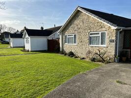 Picture #15 of Property #1398060441 in Durberville Drive, Swanage BH19 1QN