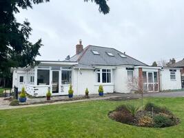 Picture #0 of Property #1400022441 in Stonehills, Fawley, Southampton SO45 1DU