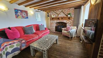 Picture #2 of Property #1403299641 in The Old Thatch, 56 Sopers Lane, Christchurch BH23 1JF