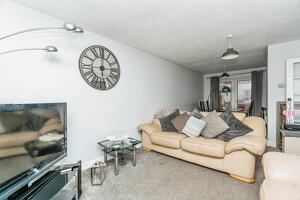 Picture #1 of Property #1406592741 in Flowerdown Close, Calmore, Southampton SO40 2UJ