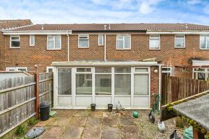 Picture #12 of Property #1406592741 in Flowerdown Close, Calmore, Southampton SO40 2UJ