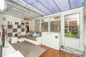 Picture #6 of Property #1406592741 in Flowerdown Close, Calmore, Southampton SO40 2UJ