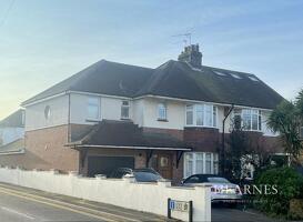 Picture #0 of Property #1418604441 in Sherwood Avenue, Whitecliff, Poole BH14 8DH