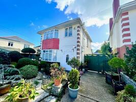 Picture #0 of Property #1419222141 in Rushmere Road, Bournemouth BH6 5PE