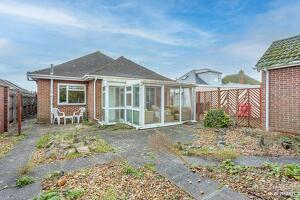 Picture #2 of Property #1419289341 in Riversdale Road, Bournemouth BH6 4LH