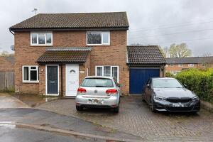 Picture #1 of Property #1422979641 in Rufus Gardens, Totton, Southampton SO40 8TB