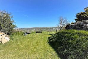 Picture #2 of Property #1424839431 in High Street, Langton Matravers BH19 3HD