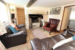 Picture #3 of Property #1424839431 in High Street, Langton Matravers BH19 3HD