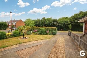 Picture #13 of Property #142593268 in Spittlefields, Ringwood BH24 1QH