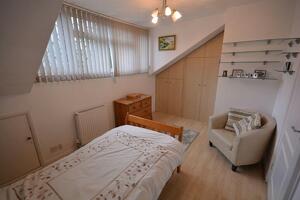 Picture #10 of Property #1426507641 in Springdale Grove, Corfe Mullen BH21 3QT