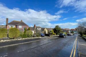 Picture #14 of Property #1429215231 in Vivian Park, Swanage BH19 1PJ