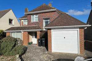 Picture #19 of Property #1429215231 in Vivian Park, Swanage BH19 1PJ