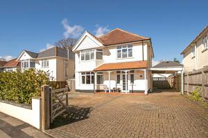 Picture #0 of Property #1430179641 in Sandbanks Road, Lower Parkstone, Poole BH14 8AG