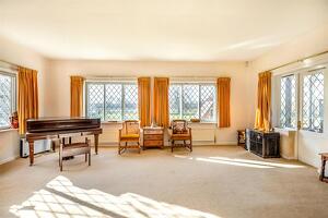 Picture #8 of Property #1430572641 in Ringwood Road, Avon, Christchurch BH23 7BQ